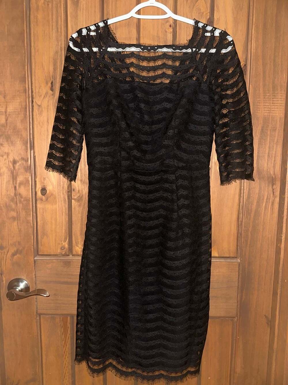 Milly Black Lace Sheath Cocktail Dress With 3/4 Sleeves And Exposed Zipper